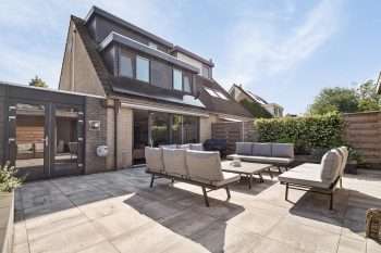 Hazeleger 20, Zeewolde – Hoofdfoto